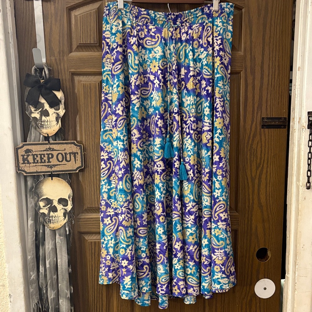 Chelsea & Theodore Floral Paisley Maxi Skirt